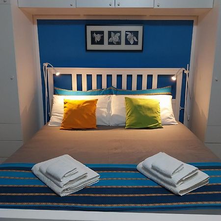 New Little House Hotel Napoli Ngoại thất bức ảnh